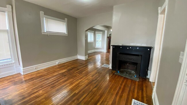 Building Photo - 1054 Lafayette Ave SE