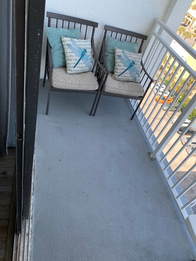 Building Photo - 1207 S Ocean Blvd