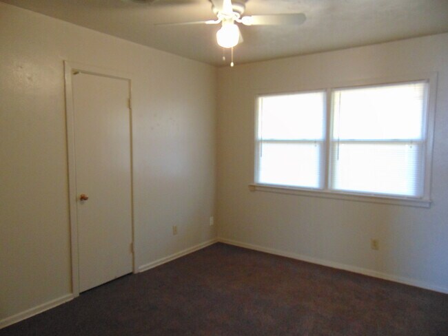 Building Photo - 5615 44th Street