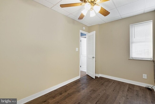 Building Photo - 2543 S Franklin St