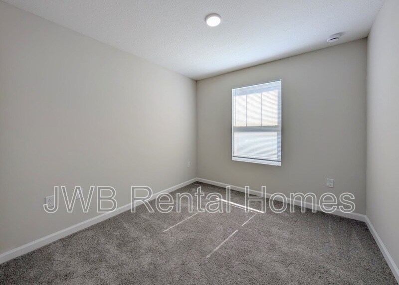 Building Photo - 1116 Comanche St