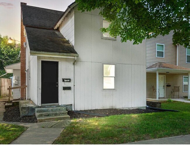 Building Photo - 1315 Huestis Ave