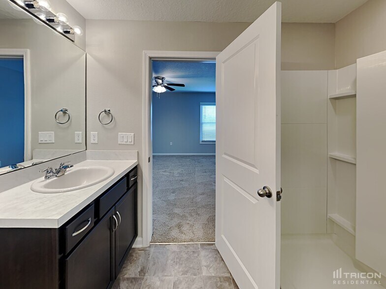 Building Photo - 11407 Oliver Ellsworth Ct