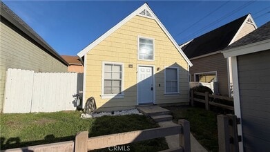 Building Photo - 14605 Woodland Dr