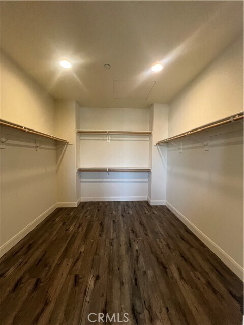 Building Photo - 9735 La Vine Ct