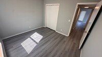 Building Photo - $775 - 2 bed 1 bath - Second floor Apartment