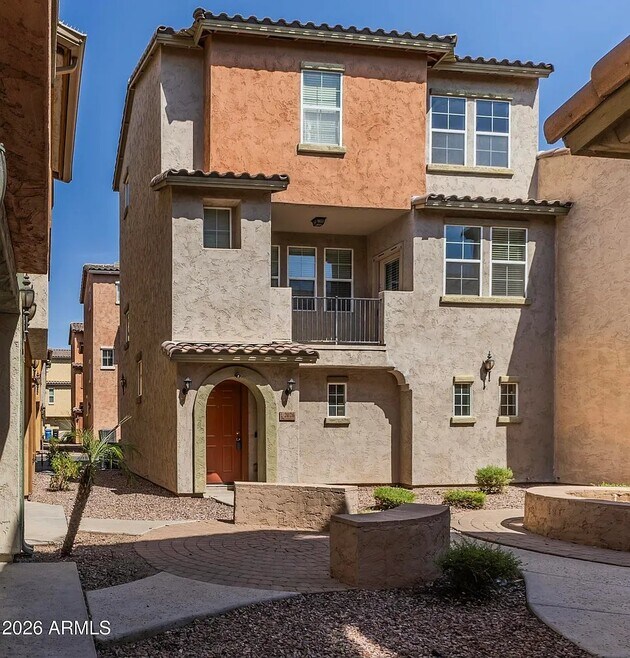 Building Photo - 2026 N 78th Glen