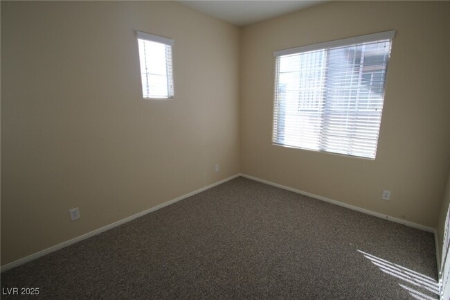 Building Photo - 8952 Gray Quail Ct