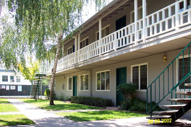 Windemere Apartments - 2530 S Street  Apartments