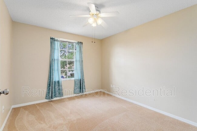 Building Photo - 611 Tuten Trail