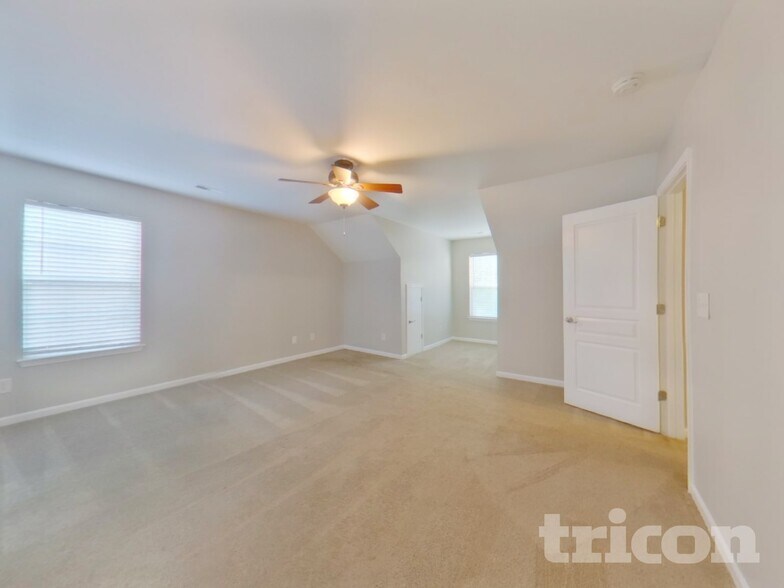 Building Photo - 19407 Fridley Ln