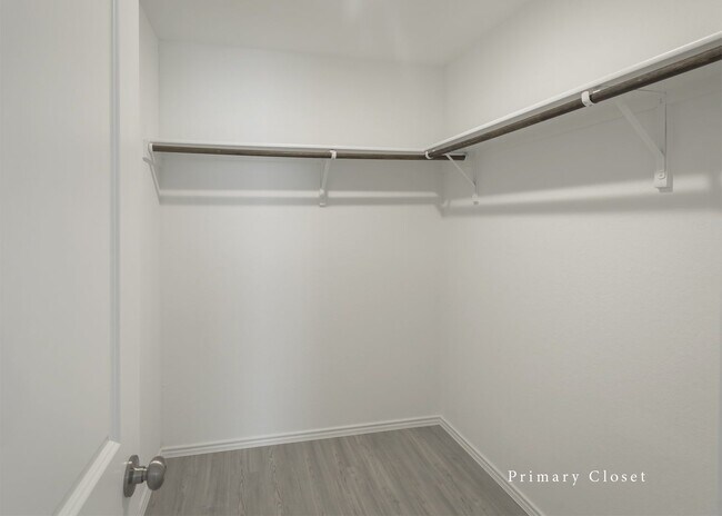 Building Photo - 3-Bed, 2-Bath Haven in a Top-Rated School ...