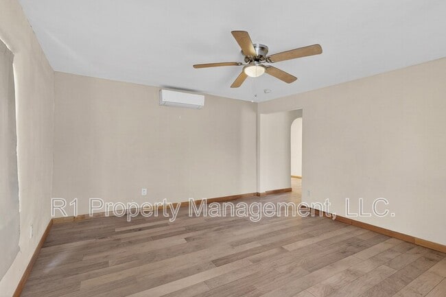 Building Photo - 515 Marble Ave