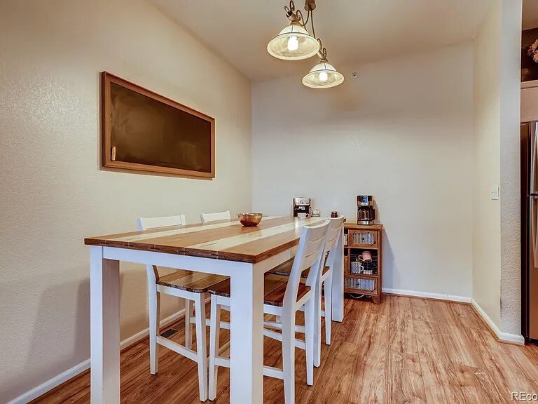 Dining Room - 2430 W 82nd Pl