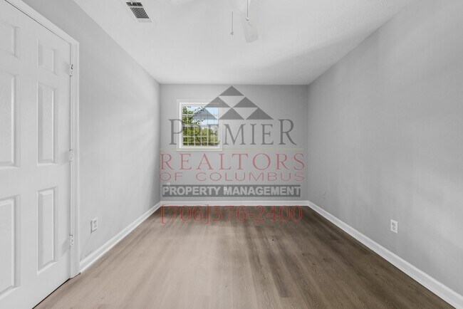 Building Photo - 1617 Woodhollow Dr