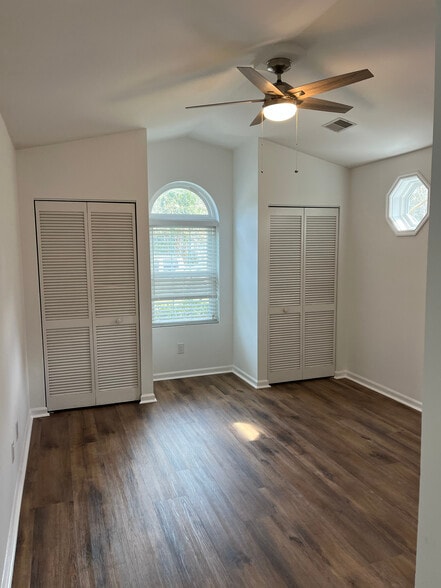 Building Photo - 1283 Llewellyn Rd