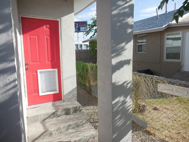 Building Photo - 3704 Bliss Ave