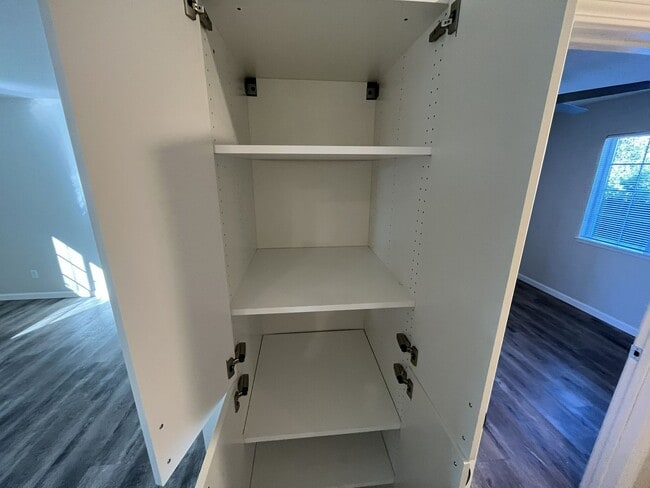 Building Photo - SAC T 2569