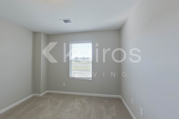 Building Photo - 874 Silent Barge Cv