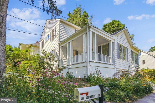 Building Photo - 8901 Montgomery Ave