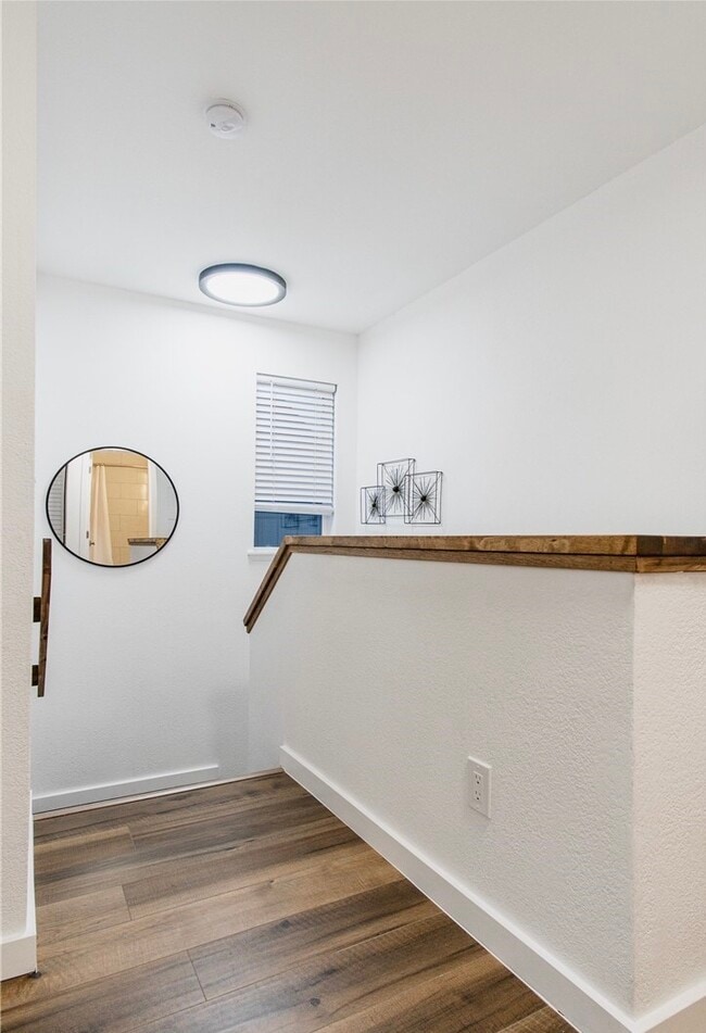 Building Photo - 9250 15th Ave SW