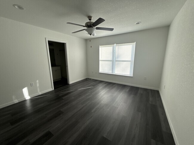 Building Photo - 18 Malauka Radial Run Rd