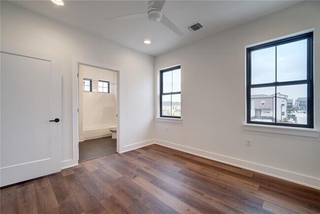 Building Photo - 4312 Tilley St