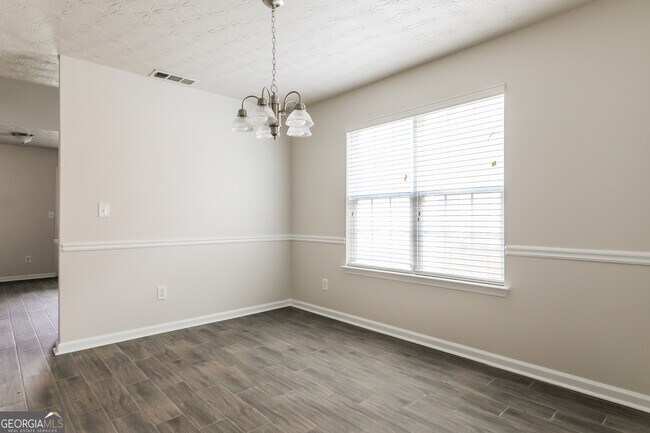 Building Photo - 477 Townsend Bend