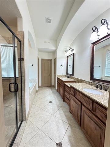 Building Photo - 4616 Vista Grande Dr