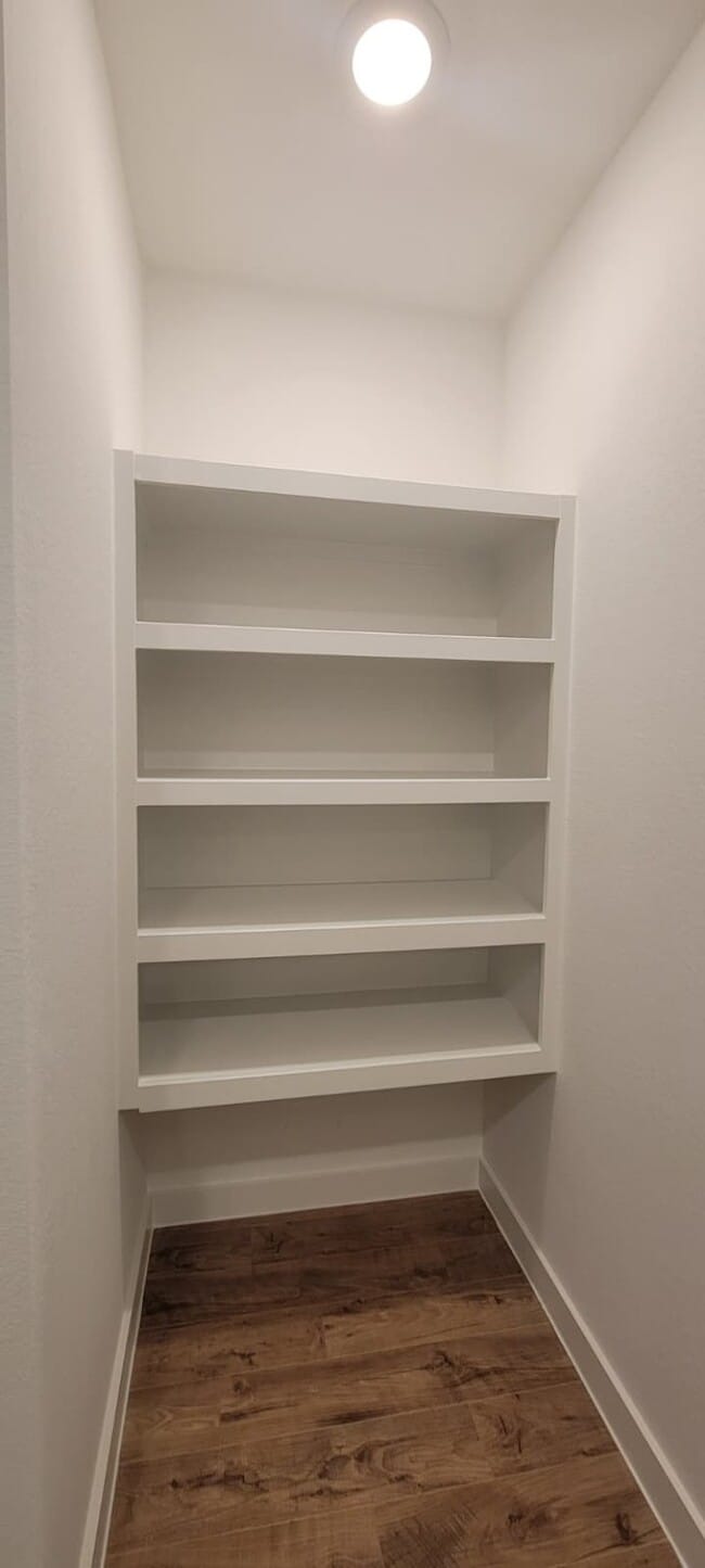 Building Photo - 3566 Blue Mockingbird St