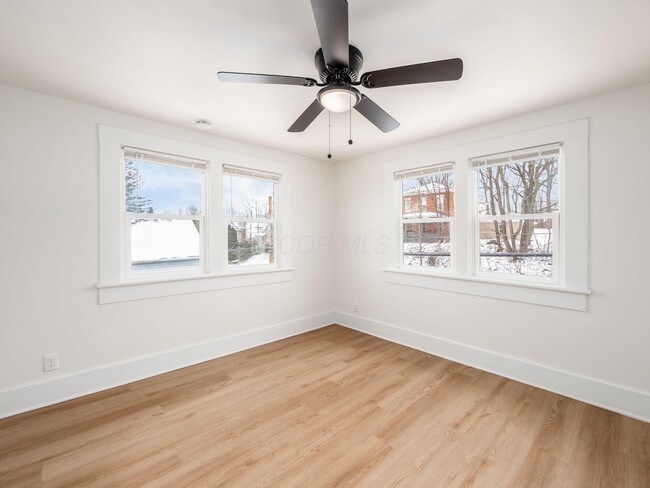 Building Photo - 49 S Liberty St