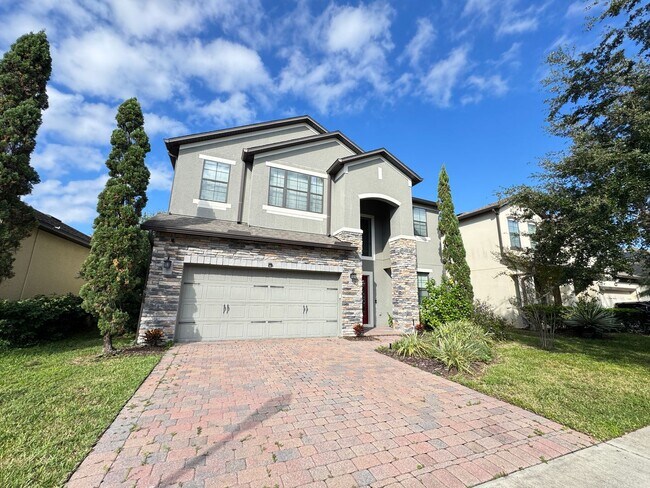 Building Photo - $300 off of a month of rent!! Experience the Epitome of Lakeside Luxury Living — For Rent in Narc...