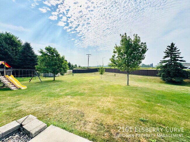 Building Photo - 2161 Elsberry Curv