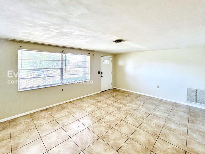 Building Photo - 3438 Monticello St