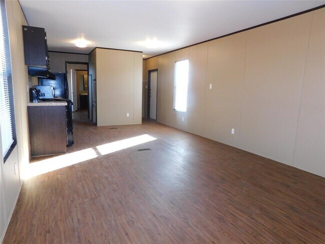 Building Photo - 100 China Gdn Ln