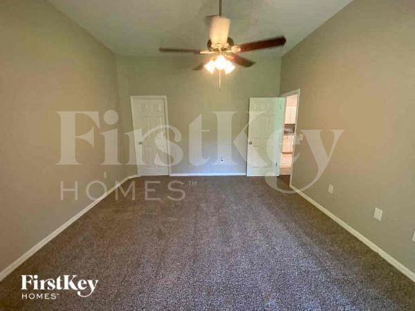 Building Photo - 2409 Wheeler Groves Dr