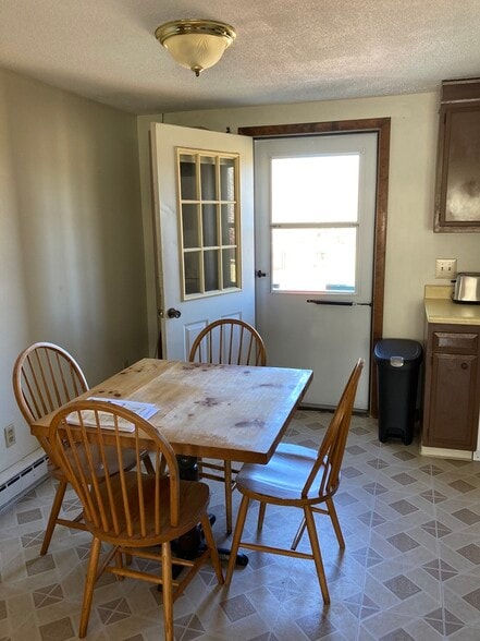 Building Photo - 180 South St