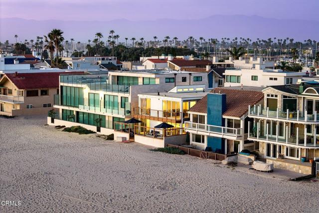 Building Photo - 3373 Ocean Dr