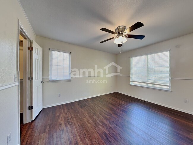 Building Photo - 13656 Adams St