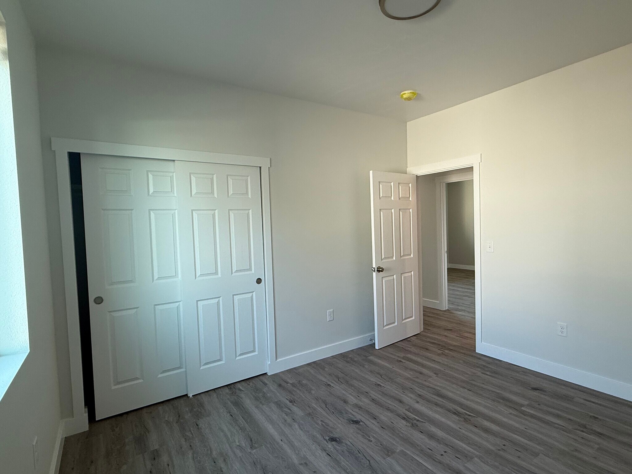 Building Photo - 8673 Charles Rd NE