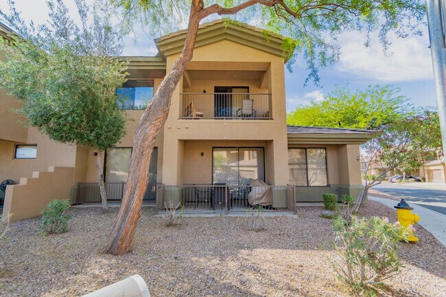 Building Photo - 705 W Queen Creek Rd