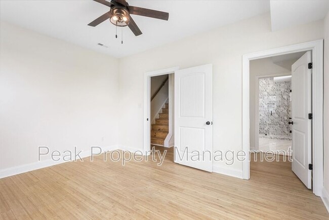 Building Photo - 1322 N 31st St