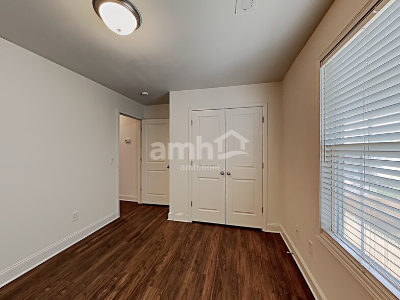 Building Photo - 1706 Antebellum Dr