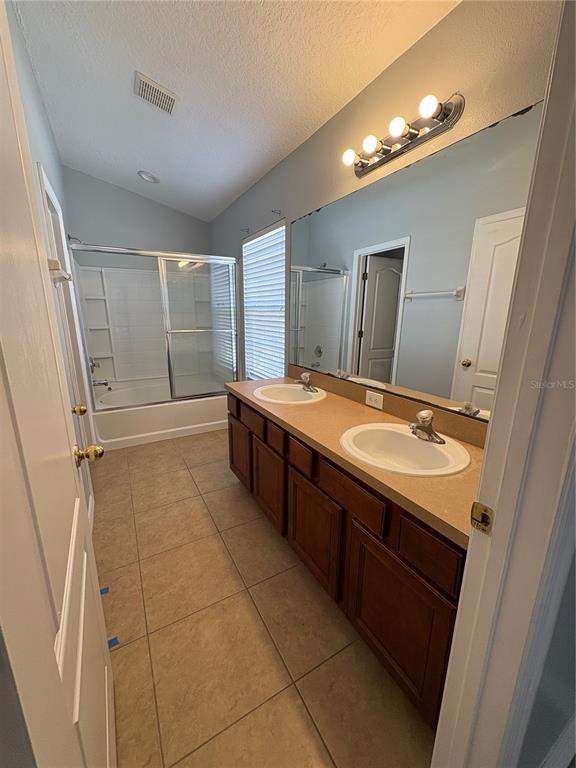 Building Photo - 7107 Harmony Square Dr S