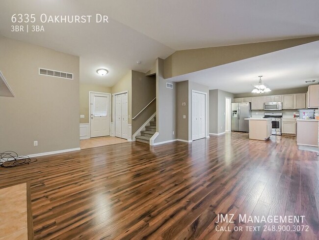 Building Photo - 6335 Oakhurst Dr