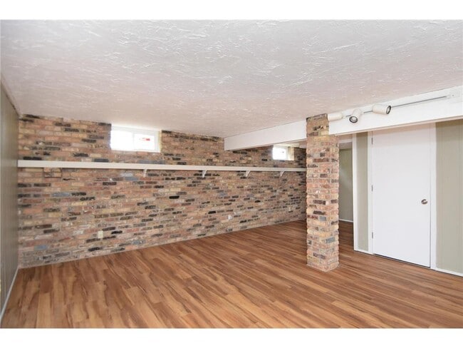 Building Photo - 11420 Terrace Rd NE