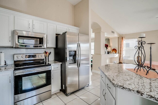 Building Photo - 4385 E Campo Bello Dr