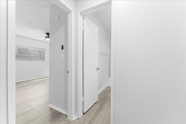 Building Photo - 2919 Baldwin St