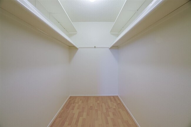 Building Photo - 3 Bedroom, 2 Bath Home with Views in Prescott!