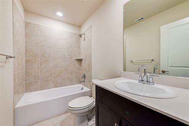 Building Photo - 102 Monarch Wy